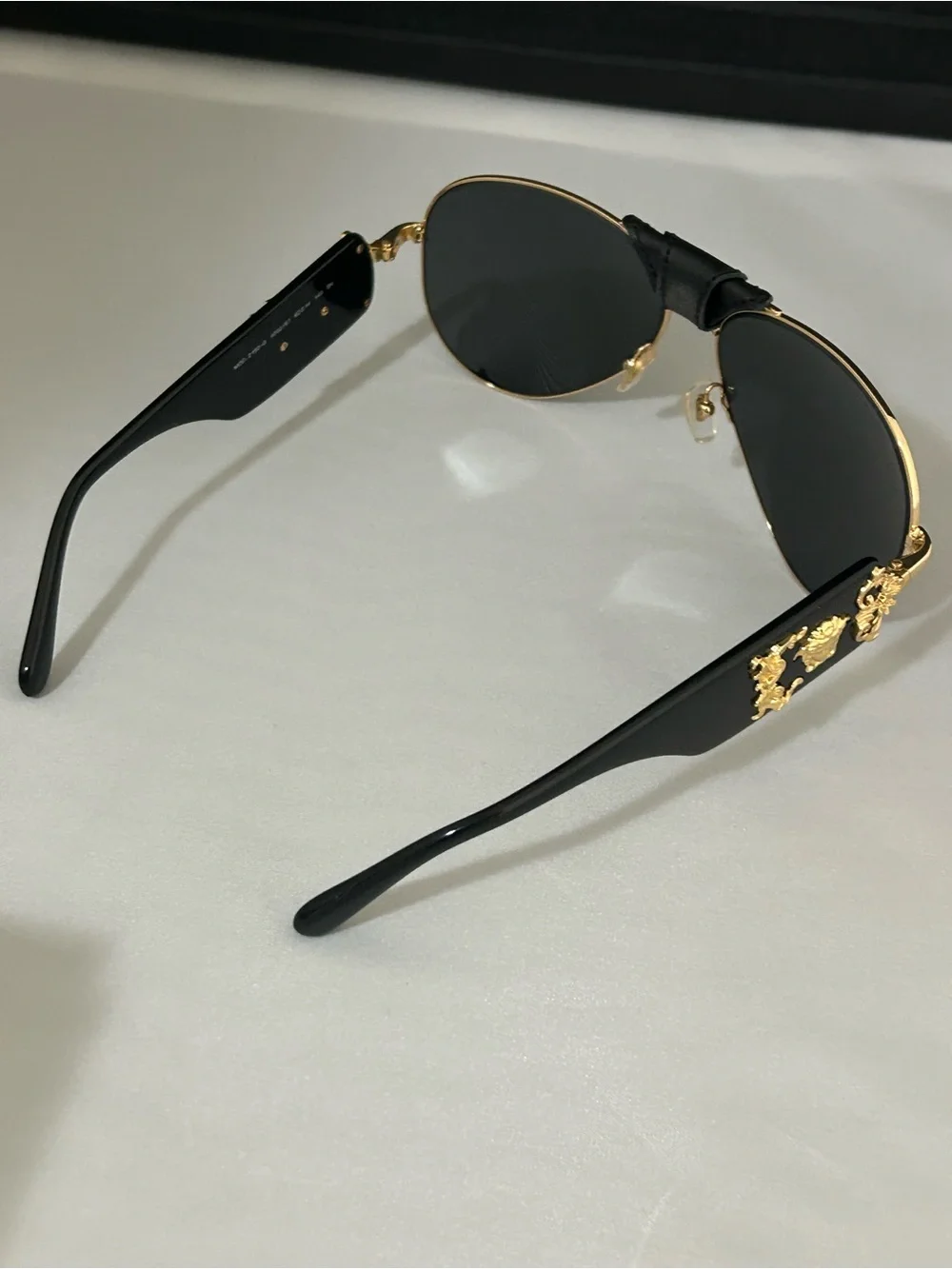Versace Sunglasses Medusa Hardware Aviator Style Model 2150-Q with Case